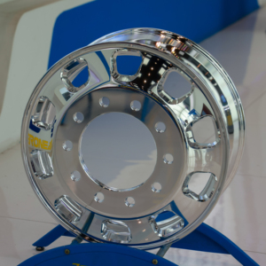 Ruedas delanteras de aluminio de 22,5x9,0 para vehículos comerciales/ruedas de camiones-Actualización/actualización de acabado negro - Product Image 1