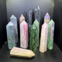 Großhandel Natürliche Heilende Quarzsteine Säulen Edelstein-Kunsthandwerk Obelisken Amethyst Rubin Spitze Stab Kristallturm zur Dekoration