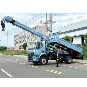 Camion-grue Dongfeng M3 4*2 avec grue télescopique de 8 tonnes, carrosserie flexible, idéal pour le transport sur de courtes distances - Product Image 5