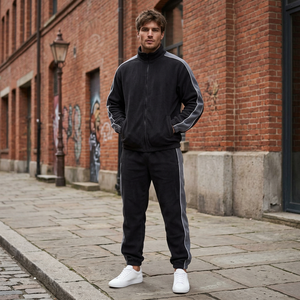 Produttore di Tute in Velluto Personalizzate, Abbigliamento Invernale da Uomo, Set Sportivo con Zip - Product Image 2