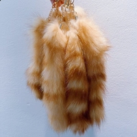Vente en gros de petites queues de raton laveur dorées originales, porte-clés en fourrure de raton laveur américaine naturelle et moelleuse pour la décoration de porte-clés personnalisés