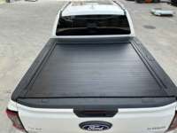 Cubierta de Tonneau para camioneta todoterreno con bloqueo impermeable, tapa de persiana enrollable retráctil para VW Amarok F150, modelo de cama corta Ranger
