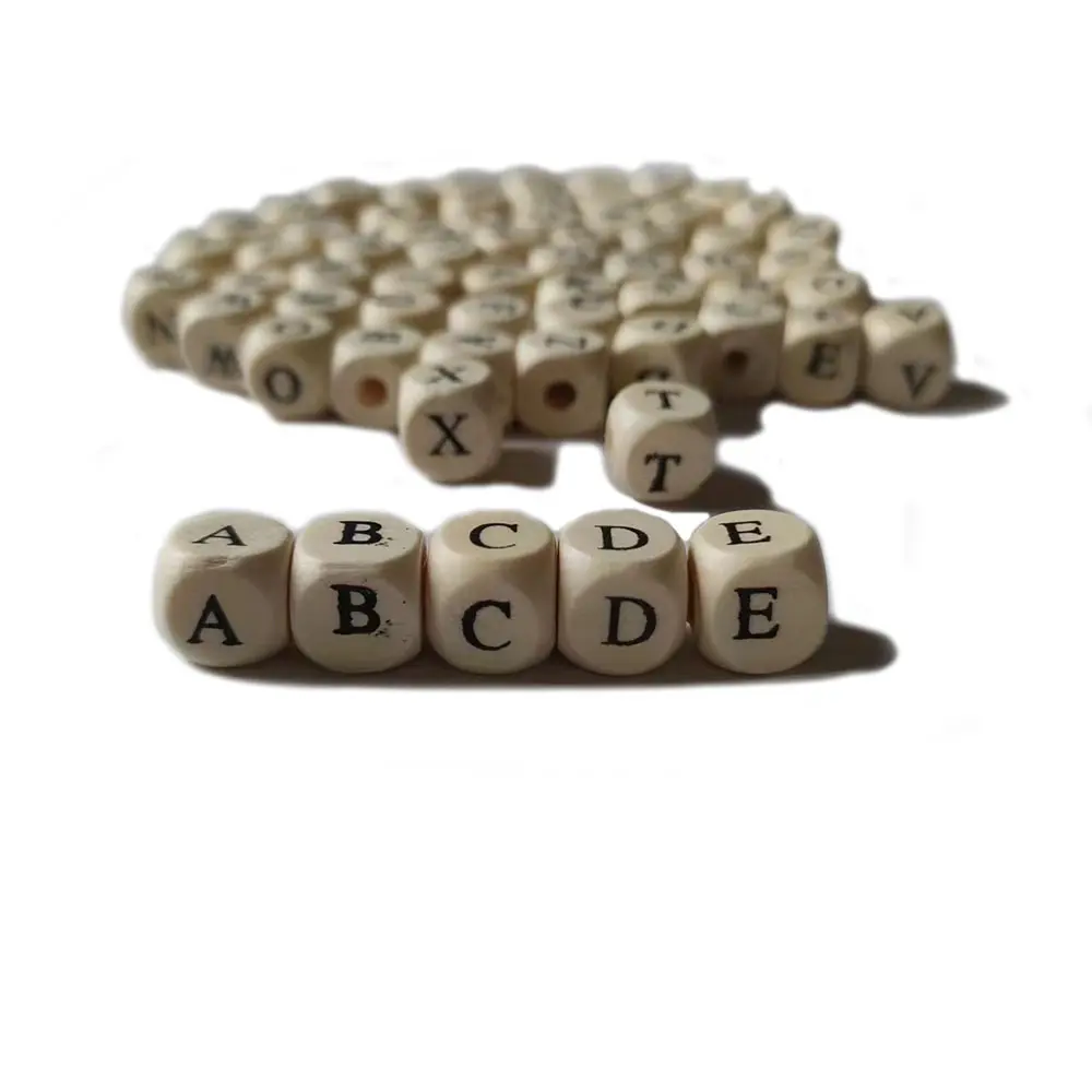 1cm pas cher alphabet en bois 26 anglais lettre perles guirlande bracelets colliers bracelet lanière costom pour porte-clés fabrication