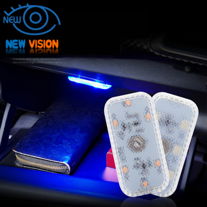 Luz LED Táctil Magnética Inalámbrica - Lámpara Interior para Auto con Carga USB - Product Image 2