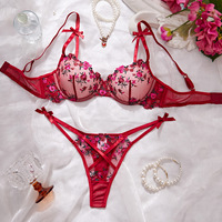Set Lingerie Jaring Bordir Bunga Mawar Seksi, Bra Berkawat Transparan dan Set Celana Dalam Thong, Set Pakaian Dalam Wanita Merah Berenda OEM ODM