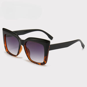 Nueva tendencia <span class=keywords><strong>De</strong></span> moda <span class=keywords><strong>Gafas</strong></span> <span class=keywords><strong>De</strong></span> Sol <span class=keywords><strong>De</strong></span> ojo <span class=keywords><strong>De</strong></span> gato <span class=keywords><strong>De</strong></span> gran tamaño para <span class=keywords><strong>mujer</strong></span> Marco <span class=keywords><strong>De</strong></span> PC grande Anti-UV Sombrillas cuadradas <span class=keywords><strong>Gafas</strong></span> <span class=keywords><strong>De</strong></span> Sol - Product Image 2