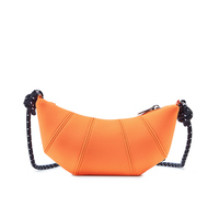 Sac fourre-tout compact en néoprène imperméable personnalisé, sac à bandoulière élégant pour femme, petit sac à bandoulière avec fermeture à glissière