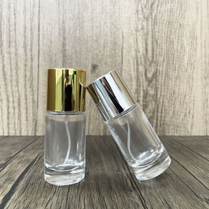 In Stock B011-20ml Portable Transparent Round Glass Perfume <b>Bottle</b>/Refill <b>Bottle</b>/<b>Spray</b> <b>Bottle</b>/Press <b>Empty</b> <b>Bottle</b> - Product Image 4
