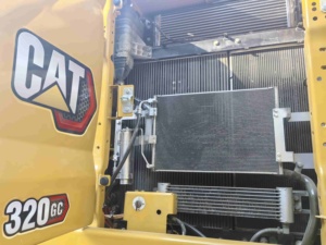 รถขุดมือสอง CAT 320GC 320D2 320D2L 330BL 330C รถขุดไฮดรอลิกแบบตีนตะขาบยี่ห้อแคตเตอร์พิลลาร์มือสอง - Product Image 6