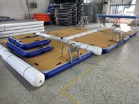 Plateforme de quai flottant gonflable personnalisée en PVC + Drop Stitch + EVA, capacité de 500 kg, 5 à 10 passagers, installations d'amusement aquatique de 3 ans