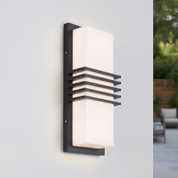 Lampe murale extérieure moderne en aluminium moulé sous pression avec diffuseur en polycarbonate LED, étanche, noire, à montage en surface