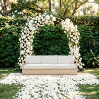 Canapé de mariage moderne en bois massif, mobilier de location pour événements extérieurs, banc 3 places pour décoration de toile de fond de réception de mariage