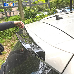 Extensión de Alerón Trasero de Plástico ABS en Negro Brillante o con Aspecto de Fibra de Carbono para VW <span class=keywords><strong>Tiguan</strong></span> L <span class=keywords><strong>R</strong></span>-<span class=keywords><strong>line</strong></span> 2020+ - Product Image 3