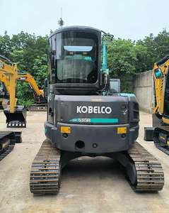 Mini pelle hydraulique Kobelco SK55 d'occasion - 5,5 tonnes, compacte, pour travaux de jardinage et petits travaux de construction - Product Image 2