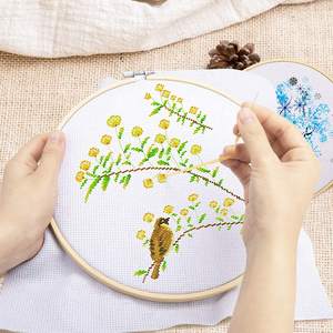 ProgiftSpace <span class=keywords><strong>pas</strong></span> <span class=keywords><strong>cher</strong></span> poinçon aiguille artisanat outil point de croix ensembles broderie <span class=keywords><strong>kit</strong></span> de démarrage pour coudre tricot bricolage enfileur - Product Image 4