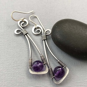 Orecchini a Cerchio Viola per Donne, Stile Bohémien Vintage, Accessori per Orecchie da Indossare Quotidianamente - Product Image 1