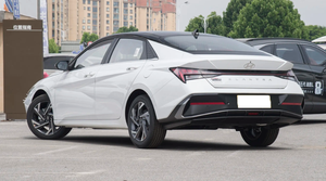 HYUNDAI <span class=keywords><strong>2023</strong></span> Elantra 1.5L CVT GLS Édition Elite Berline Compacte Essence 115 ch R17 Véhicule Conduite à Gauche LHD Traction Avant Intérieur Sombre - Product Image 6
