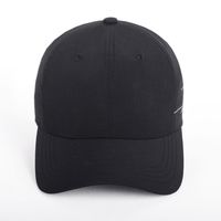 Gorra de Béisbol Personalizada de 6 Paneles, Negra, Estructurada, con Bordado, Perforaciones Láser, de Secado Rápido, de Poliéster/Algodón, Unisex, para Actividades al Aire Libre