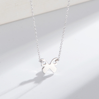 KN1712 Collar Minimalista Hueco con Insecto al por Mayor, Chapado en Oro de 14k, Joyería de Plata S925 Lisa con Mariposa para Mujer