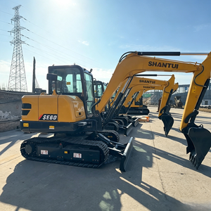 Mini-excavatrice sur chenilles SE60 de 6 tonnes avec circuit hydraulique auxiliaire standard, coupleur rapide compatible avec brise-roche, tarière et grappin - Product Image 1