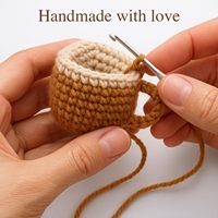 Peluche salamandre à longues pattes au crochet, avec carte de message, en laine faite main, cadeau décoratif pour amis et famille, pour les amateurs de café