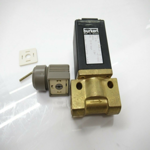 Katup Solenoid 2 Jalur Kuningan 0256 Baru dan Asli G <span class=keywords><strong>3</strong></span>/8 24v 12w 0-2bar Stok di Gudang Pengontrol Pemrograman PLC - Product Image 1