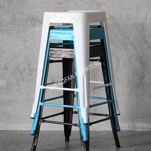 Tabourets de bar empilables <span class=keywords><strong>Tolix</strong></span> de couleurs en option de meubles commerciaux 65Cm tabourets de comptoir en métal <span class=keywords><strong>Tolix</strong></span> de cuisine - Product Image 3