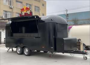 Chariot alimentaire en forme de cœur pour la Saint-Valentin avec décor rose, fraises au chocolat et flûtes à champagne pour les couples - Product Image 6