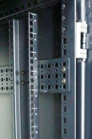 Serveur GPU haute densité pour centre de données, rack de serveur avec porte en maille à 80 % de ventilation pour centre de données