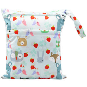 Sac de voyage à poches zippées lavable et réutilisable pour couches lavables et sèches humides pour bébé - Product Image 2