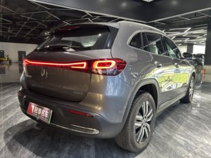 Mercedes-Benz EQA 260 SUV Eléctrico 2021 Usado para Exportación, Volante a la Izquierda, Asientos de Cuero, Interior Oscuro, Neumáticos R18, 7 Plazas, Techo Solar - Product Image 5