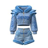 Ensemble de survêtement personnalisé pour femme : veste zippée et short de sport, ou ensemble de short et sweat à capuche court sur mesure pour femme