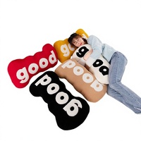 Coussin en peluche mignon et doux en forme de lettres, oreiller oblong moelleux pour les assortiments de cadeaux en gros et les boutiques en ligne