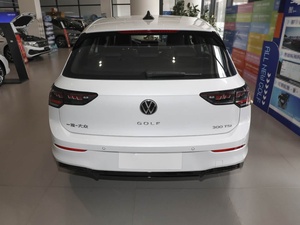 2025 Volkswagens <span class=keywords><strong>Golf</strong></span> 8 Car <span class=keywords><strong>V</strong></span> W <span class=keywords><strong>Golf</strong></span> 5 porte 5 posti Hatchback China Vw <span class=keywords><strong>Golf</strong></span> 85 R-Line 1.5T auto spedizione veloce - Product Image 5