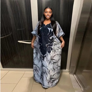 Nuevo Vestido largo de verano de moda para mujer <span class=keywords><strong>MaMa</strong></span> estampado bordado industria pesada bolsillo estilo africano ajuste suelto hecho de poliéster - Product Image 5