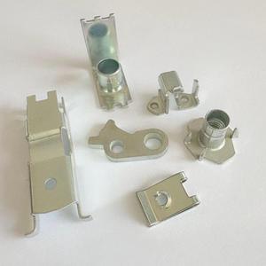 Troquel CNC personalizado para fabricación de chapa, soldadura y estampado de piezas en la industria del hardware - Product Image 1