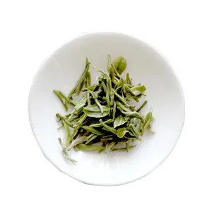Vendita calda di tè verde best seller miglior tè verde all'ingrosso di alta montagna nuvola di nebbia foglia verde