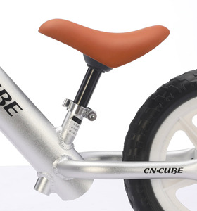 Assurance qualité cadre en acier à haute teneur en <span class=keywords><strong>carbone</strong></span> cycle bébé pour 2 à 3 ans enfants Push Handcart apprentissage vélo d'équilibrage - Product Image 2