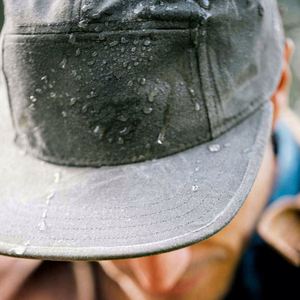 Custom Oil Waxed 6-Panel Rubber Baseball Cap Durable Water-Resistant Outdoor Waterproof Breathable Business Promotional <b>Gift</b> - Product Image 4