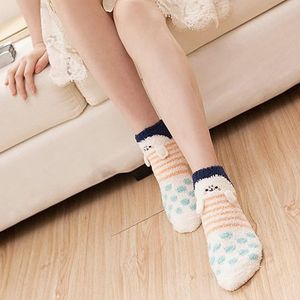 Nouveau femmes floue <span class=keywords><strong>chat</strong></span> imprimé oreilles pliées <span class=keywords><strong>chaussette</strong></span> hiver moelleux doux pantoufle maison dormir mignon Animal confortable chaussettes chaudes pour les filles - Product Image 5