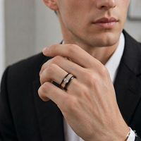 Bague en tungstène personnalisée à la mode Bague de mariage en carbure de zircon incrusté de 8mm biseauté poli finition mate pour hommes