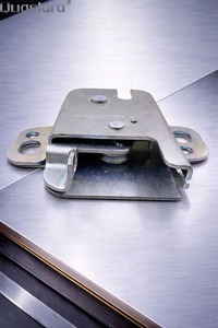 Bouton de verrouillage de hayon pour <span class=keywords><strong>LADA</strong></span> BA3 VAZ 2121 21213 21214 <span class=keywords><strong>NIVA</strong></span> 2131 21213 21214 Nadezhda 2120 – Pièce de rechange - Product Image 6