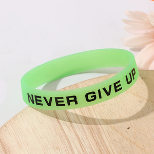 Bracelets en silicone Logo personnalisé Basketball Sports UV rfid Lueur <span class=keywords><strong>Bracelet</strong></span> en silicone en caoutchouc vierge Impression <span class=keywords><strong>Bracelet</strong></span> en silicone personnalisé - Product Image 3