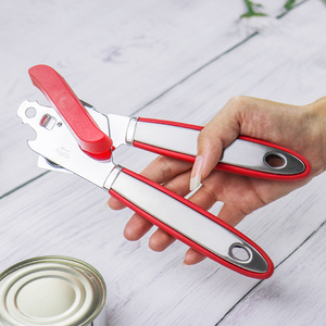 Ouvre-boîte manuel robuste en acier inoxydable avec poignée antidérapante en plastique et lame tranchante en métal pour une prise en main optimale - Product Image 5