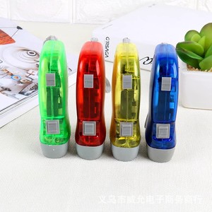 Lampe de poche à commande manuelle, 3 lumières LED, portée de 100 à 200 m, utilisation en cas d'urgence en extérieur, couleurs aléatoires disponibles - Product Image 1