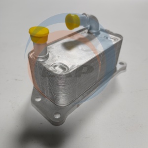 Nouveau radiateur de refroidisseur d'huile moteur 31325045 31319422 30757459 pour VOLVOs XC70 II (136) D3 <span class=keywords><strong>D4</strong></span> D5 <span class=keywords><strong>AWD</strong></span> 2.4 2007-<span class=keywords><strong>2016</strong></span> - Product Image 4