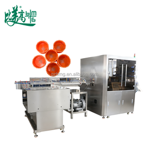 Machine de marquage laser UV à alimentation automatique avec autofocus pour le codage QR/date des bouchons de bouteilles et inspection visuelle - Product Image 5