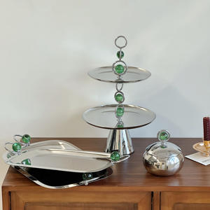 En gros Personnalisé De Luxe <span class=keywords><strong>Argent</strong></span> Miroir Plateau En Acier Inoxydable Hôtel Plateau De Service pour Dessert Au Chocolat Caractéristique <span class=keywords><strong>D</strong></span>écorative - Product Image 1