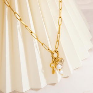 Collar Hecho a Mano con Colgante de Acero Inoxidable Chapado en Oro de 18K con Corte Princesa para Mujer, Cadena Versátil de Estilo Moderno para Fiestas - Product Image 2