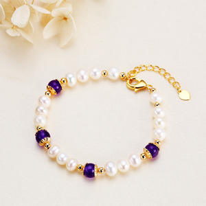 Bracelet en perles d'eau douce de style rétro, simplicité exquise pour femmes, design de luxe léger avec une élégance raffinée - Product Image 3